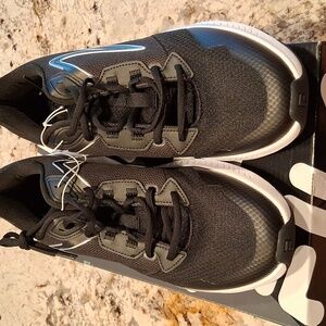 FILA Men's Action Stride Sneaker